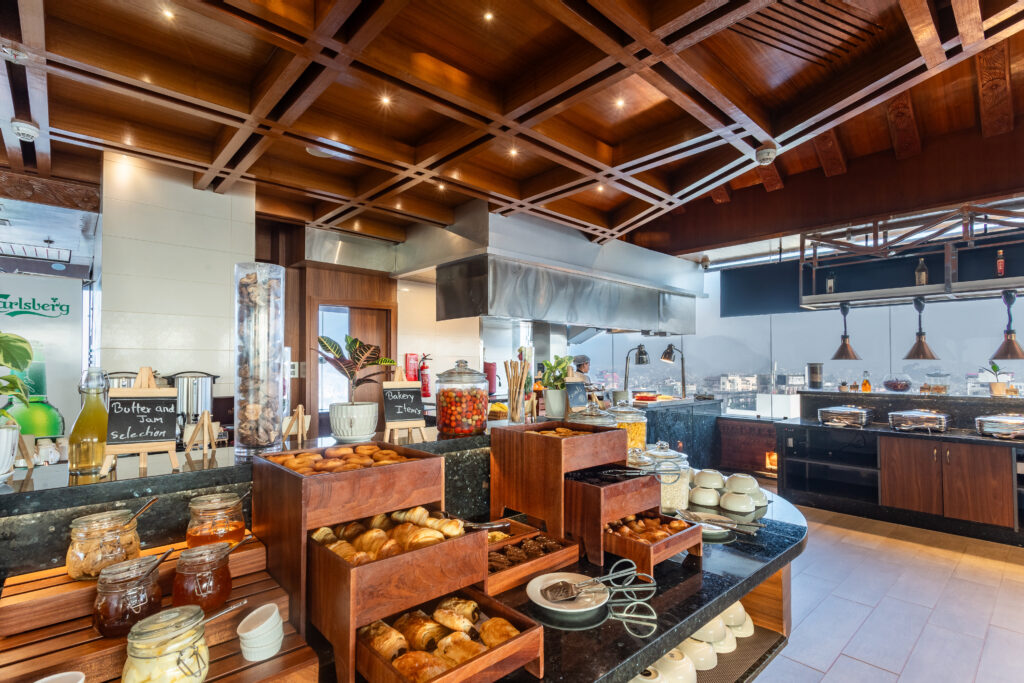 Aarya Hotel Breakfast